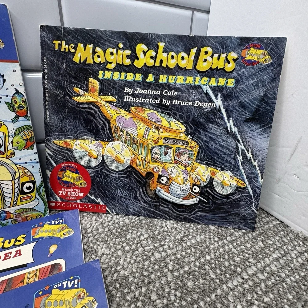Scholastic Books Magic School Bus Collection Elementary Classroom Guided Reading